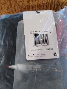 Nike Boys 2-Piece Set - Black with Red Accent